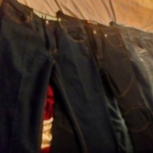 6 pair of Men's 34x34 South Pole & FUBU urban Jeans. See pics.